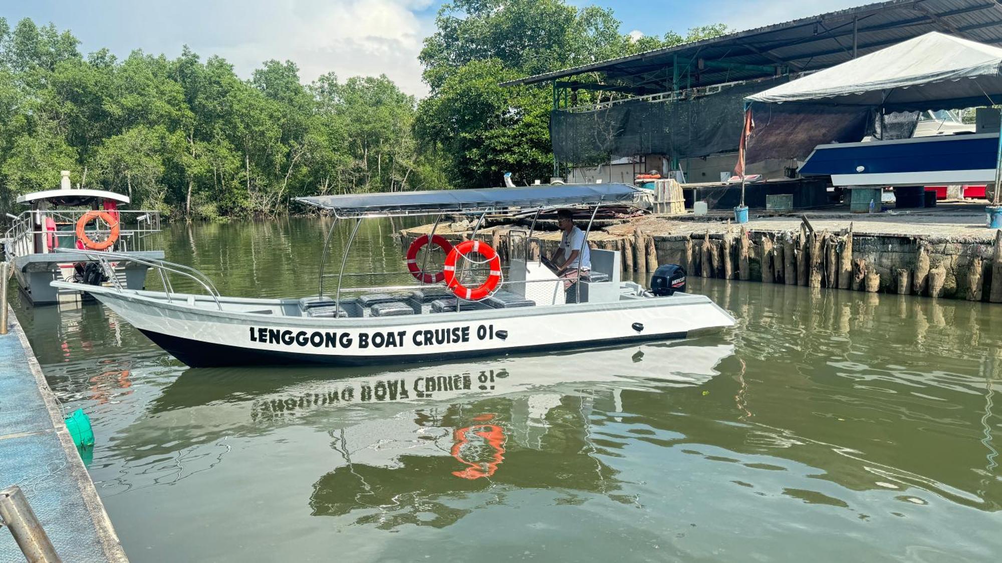 Branda Kampung Sumpitan Lenggong Tiada Sungai Hotel Kampong Ulu Jepai Екстериор снимка